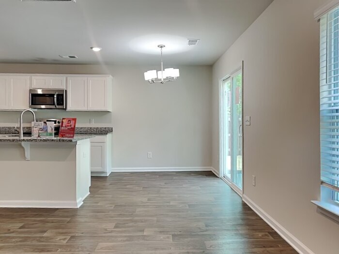Building Photo - 498 Blue Garden Wy