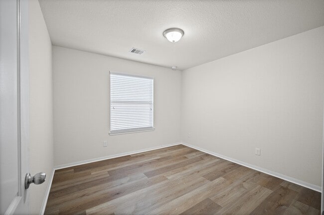 Building Photo - 14286 Empanada Dr