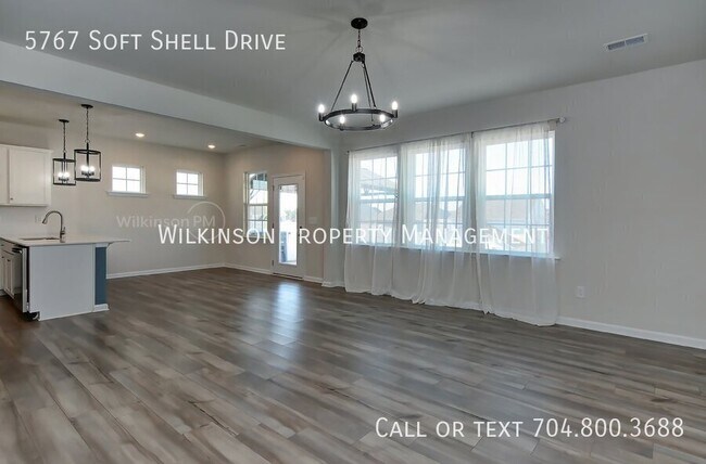 Building Photo - 5767 Soft Shell Dr