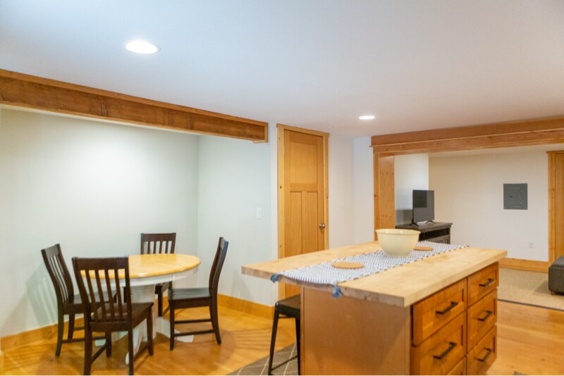 Building Photo - 1002 Jessup Rd