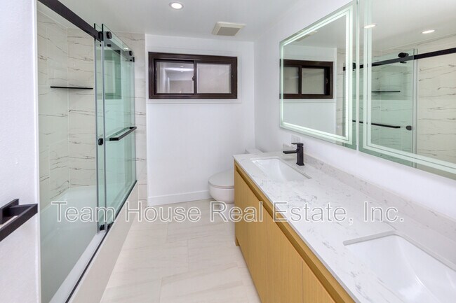 Building Photo - 27220 Seco Canyon Rd