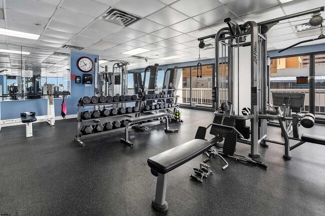 Building Photo - 3101 Boardwalk