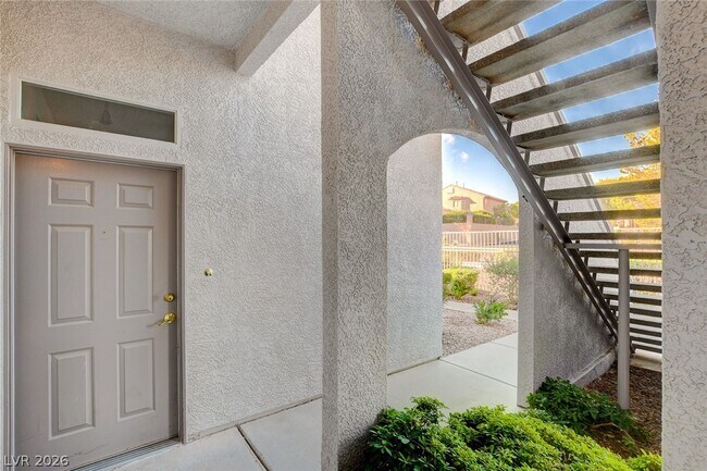 Building Photo - 700 Carnegie St