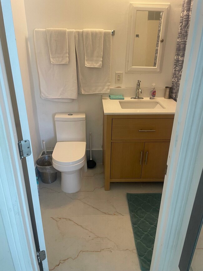 Building Photo - 12619 Emelita St