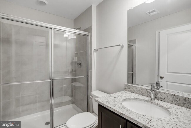 Building Photo - 721 Courier Ln