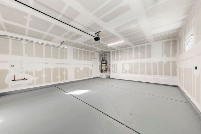 Building Photo - New Henderson Gated Active Adult Community!