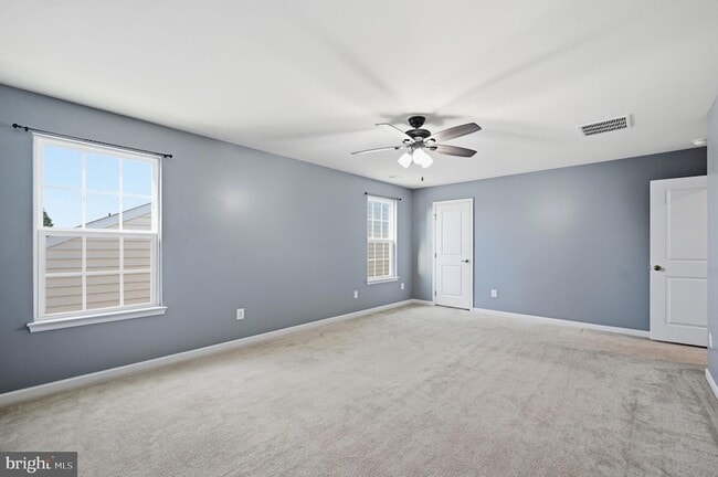 Building Photo - 687 Blossom Tree Rd