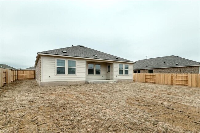 Building Photo - 1424 Chad Dr