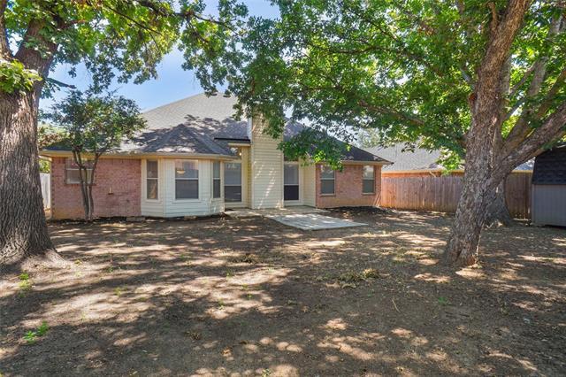 Building Photo - 1025 Westgrove Dr