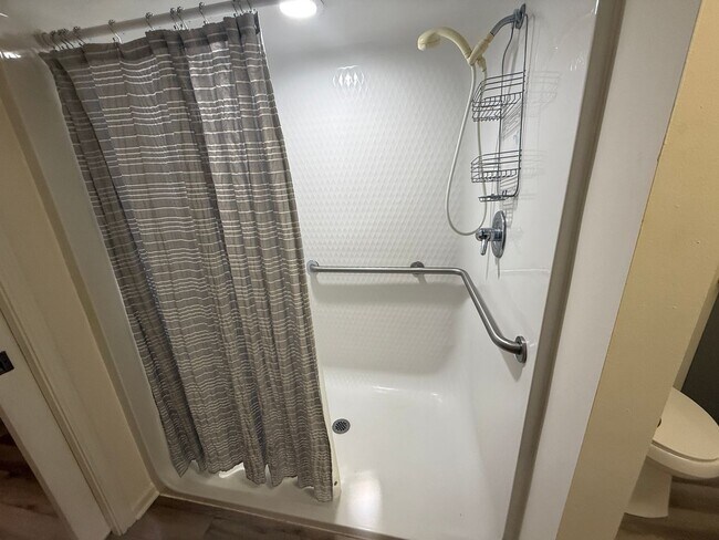 Building Photo - Available now! This one of a kind Rental i...