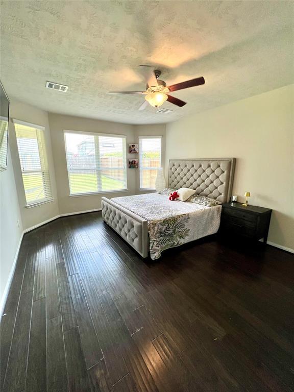 Building Photo - 21203 Flowering Dogwood Cir
