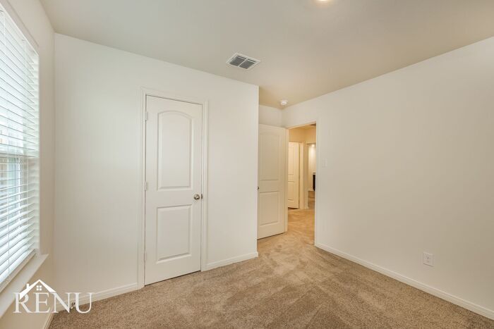 Building Photo - 10922 Chatham Ct