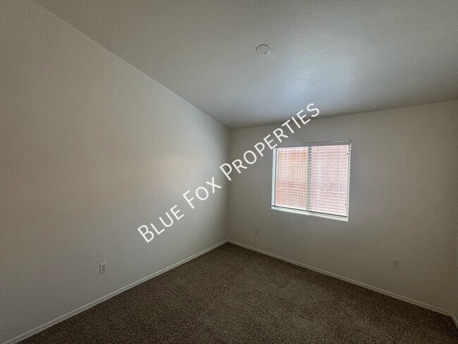 Building Photo - 4068 E Stony Meadow Dr