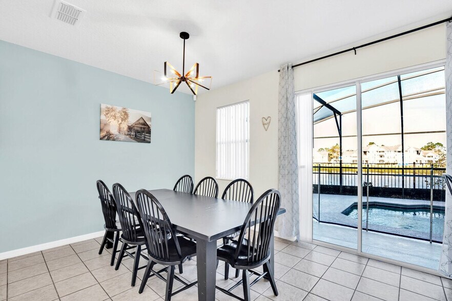 Building Photo - 233 Saddle Ridge Dr