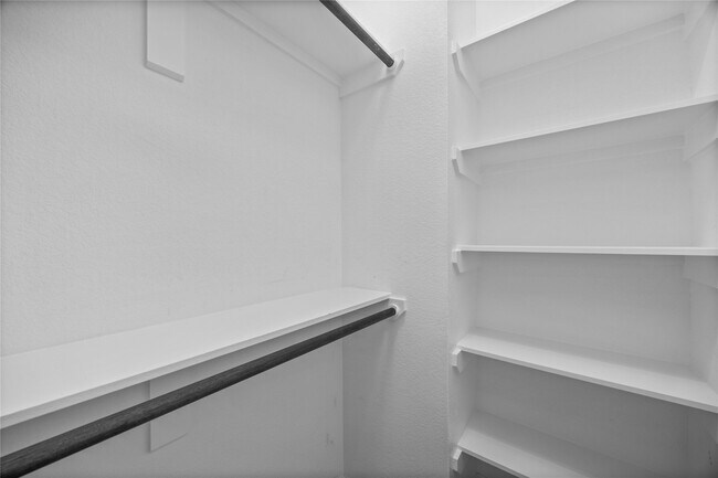 Building Photo - 7418 Mount St