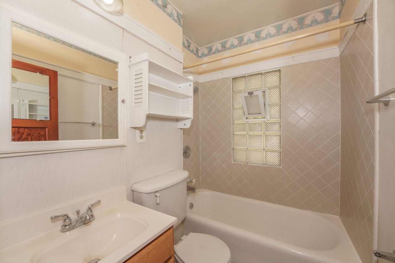 Building Photo - 2975 N 58th St