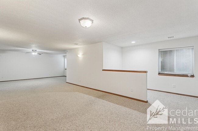 Building Photo - 2315 N Brandon Cir