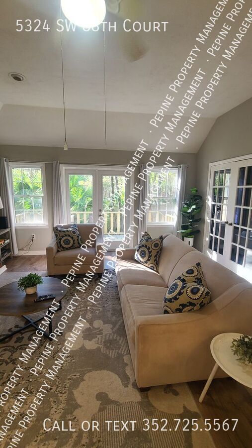 Building Photo - 5324 SW 88 Ct