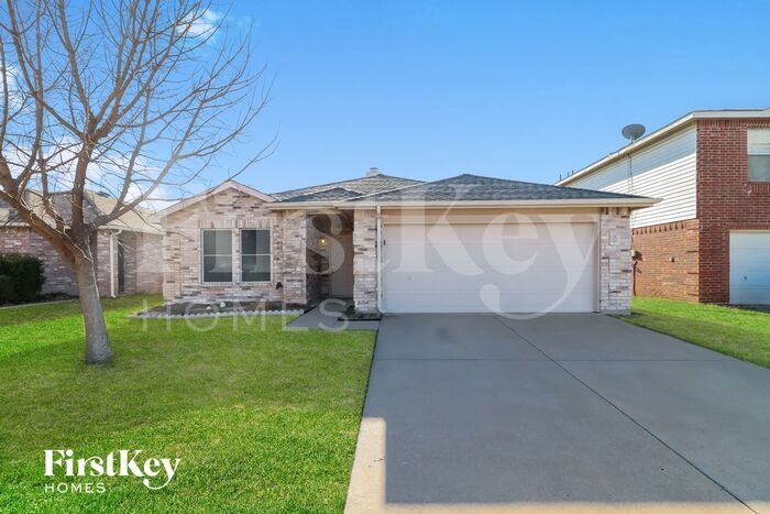 Primary Photo - 5216 Newcastle Ln