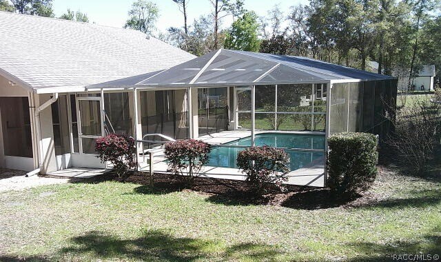 Building Photo - 2620 E Newhaven St