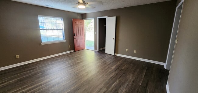 Cloverland-Denson-Livingroom - 704 Denson Ave SW