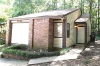 Building Photo - Beautiful 3/2 Near Apalachee Parkway WIth ...