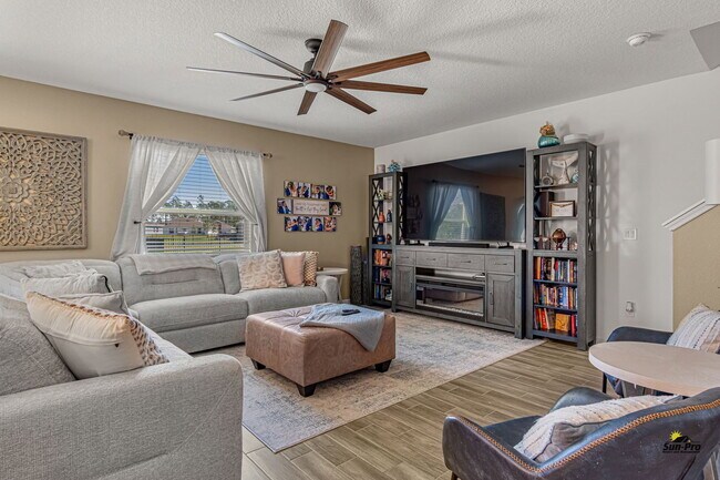 Building Photo - 1164 Sand Trap Ct