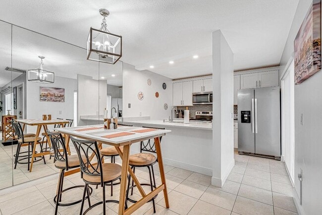 Building Photo - 2439 24th Way