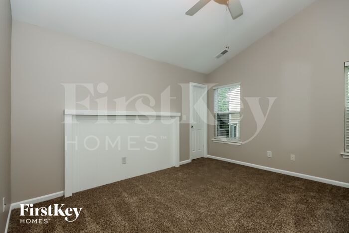 Building Photo - 8322 Rolling Meadows Ln