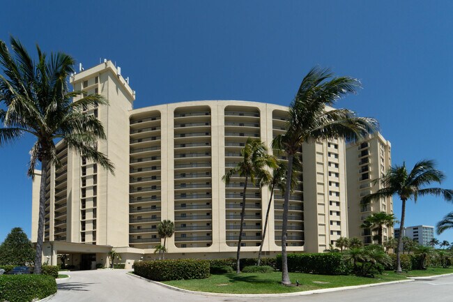 Building Photo - 200 Ocean Trail Way