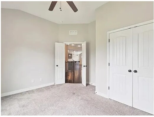 Building Photo - 1301 NE Country Ln