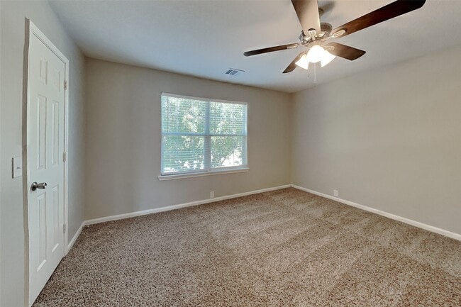 Building Photo - 4714 Pin Oak Creek Ln