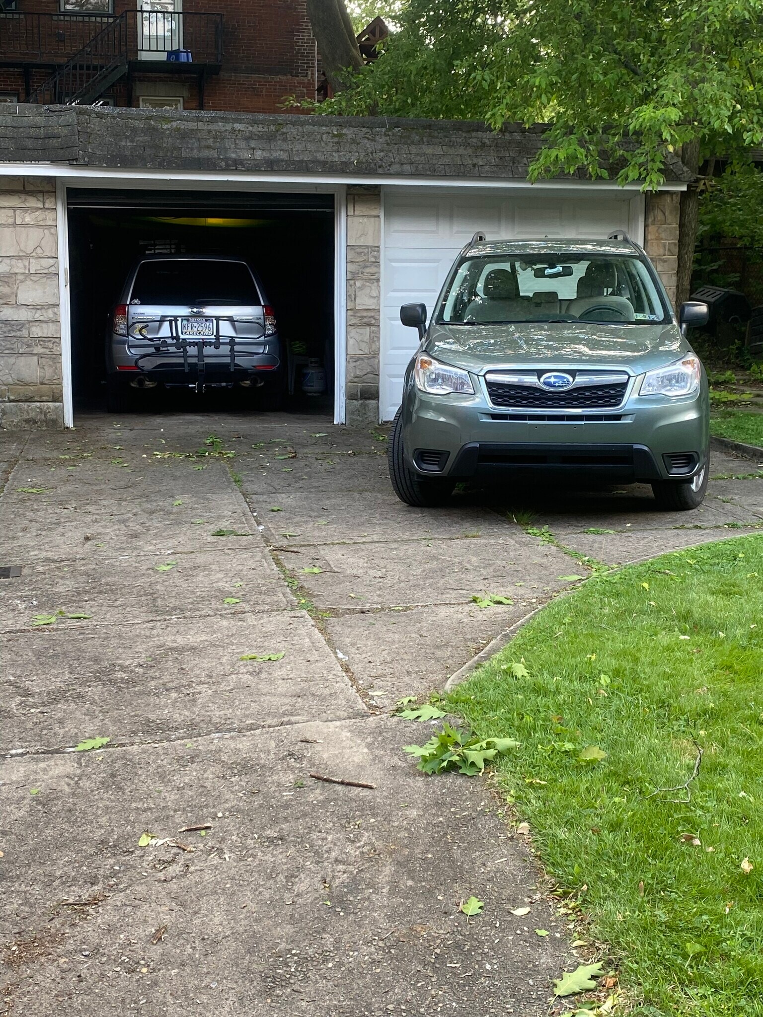 Garage - 6824 McPherson Blvd