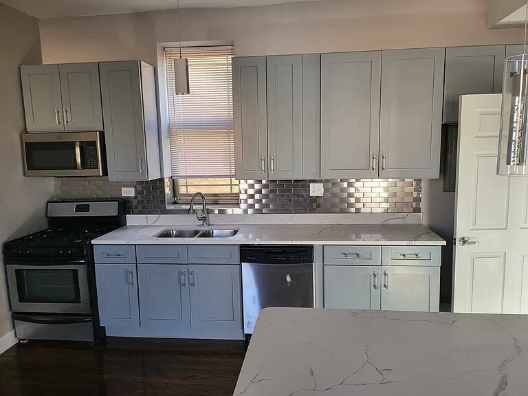 Building Photo - 6540 S Maryland Ave