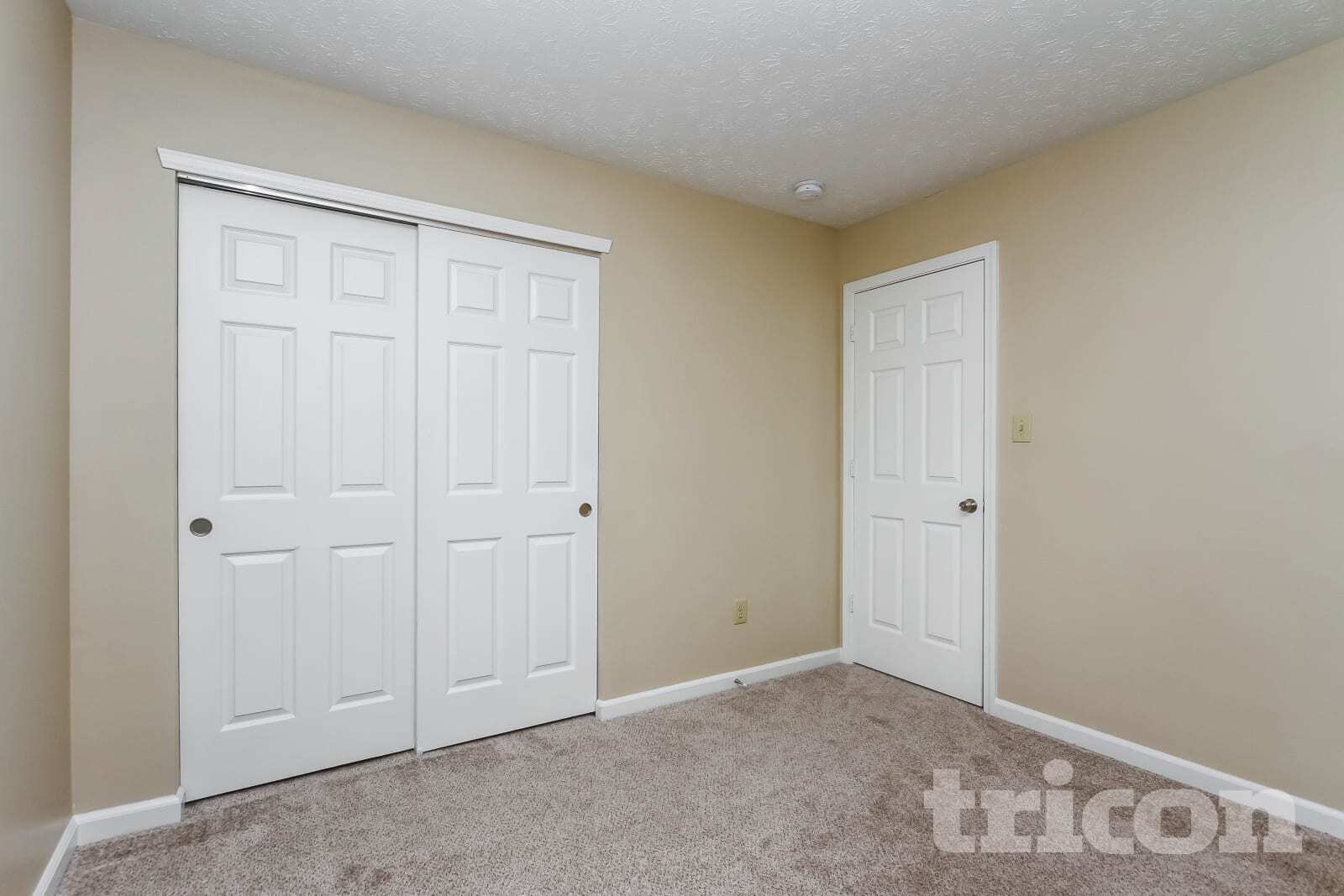 Building Photo - 607 Mountain Pine Dr