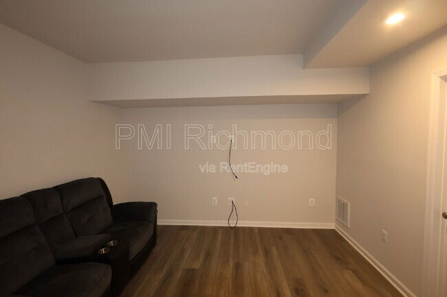 Building Photo - 13258 Coalfield Station Ln