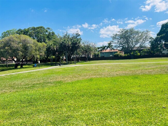 Building Photo - 10670 SW 156th Pl