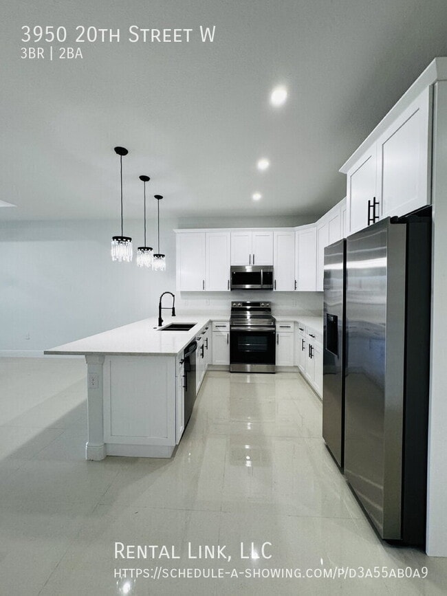 Building Photo - 3950 20th St W