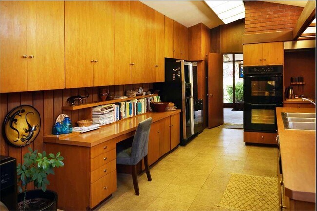 Building Photo - 23570 Camino Hermoso Dr
