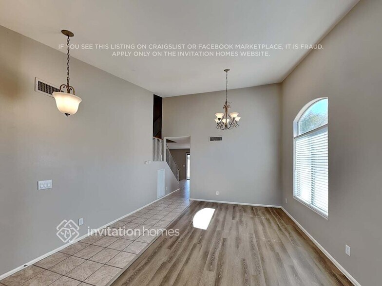 Building Photo - 1051 N 158th Ave