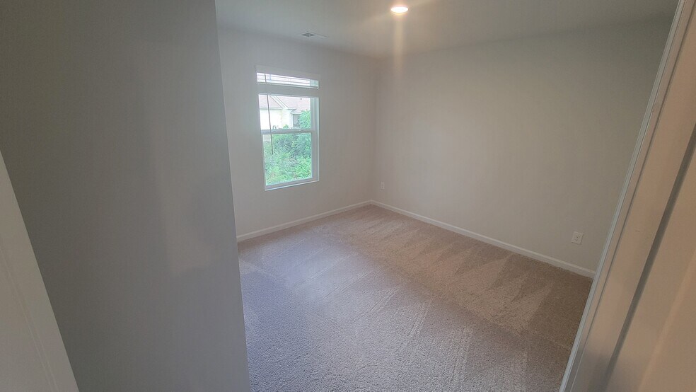 Building Photo - 1049 Prudence Dr