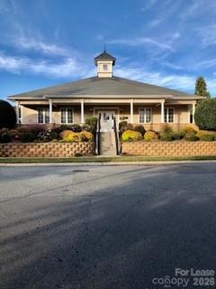 Building Photo - 5220 Chapel Chase Lane