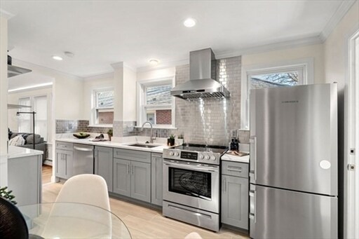 Building Photo - 94 Colborne Rd