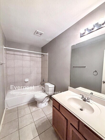Building Photo - 24018 Blossom Crest Ln