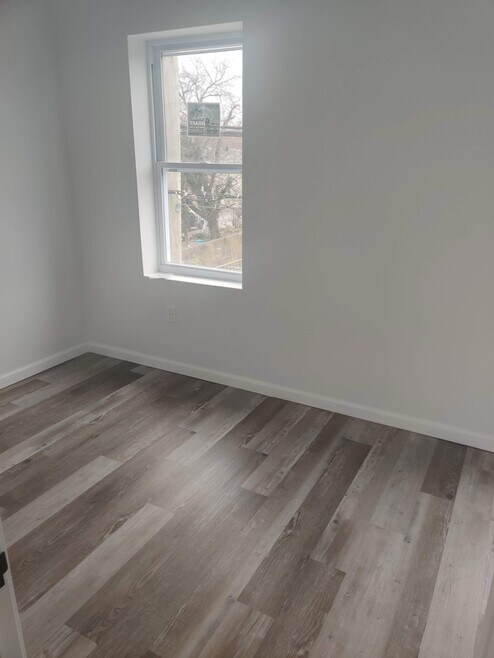 Building Photo - 2409 N 17th St