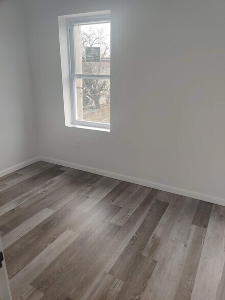 Primary Photo - 2409 N 17th St