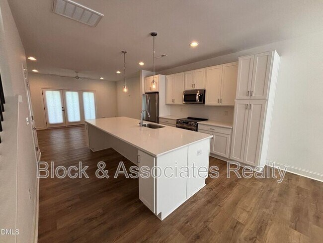 Building Photo - 5710 Parker Pnes Ct