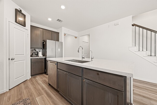 Building Photo - 9747 Pettus Crk Dr