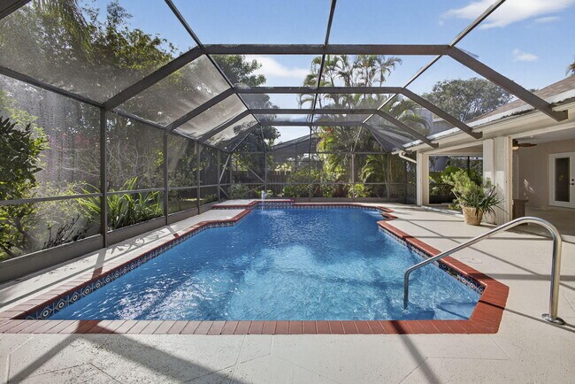 Building Photo - 1776 The 12th Fairway