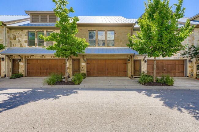 Primary Photo - 1213 Highknoll Ln